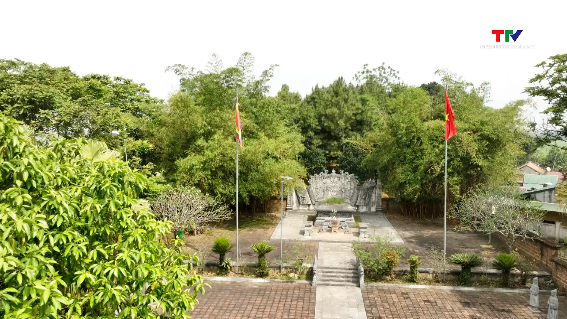 Khu di tích lăng mộ vua Lê Dụ Tông – công trình kiến trúc tinh xảo- Ảnh 1. Khu di tích lăng mộ vua Lê Dụ Tông – công trình kiến trúc tinh xảo- Ảnh 1.