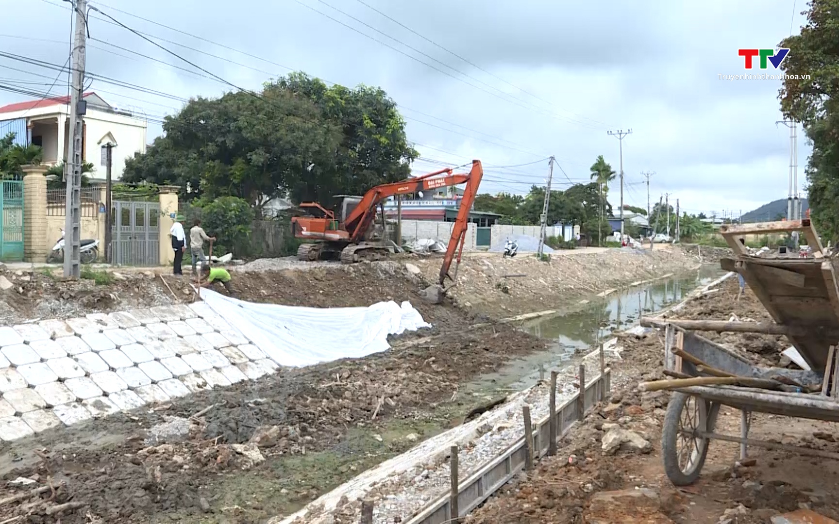 Chủ động phương án phòng chống lụt bão năm 2025- Ảnh 1. Chủ động phương án phòng chống lụt bão năm 2025- Ảnh 1.