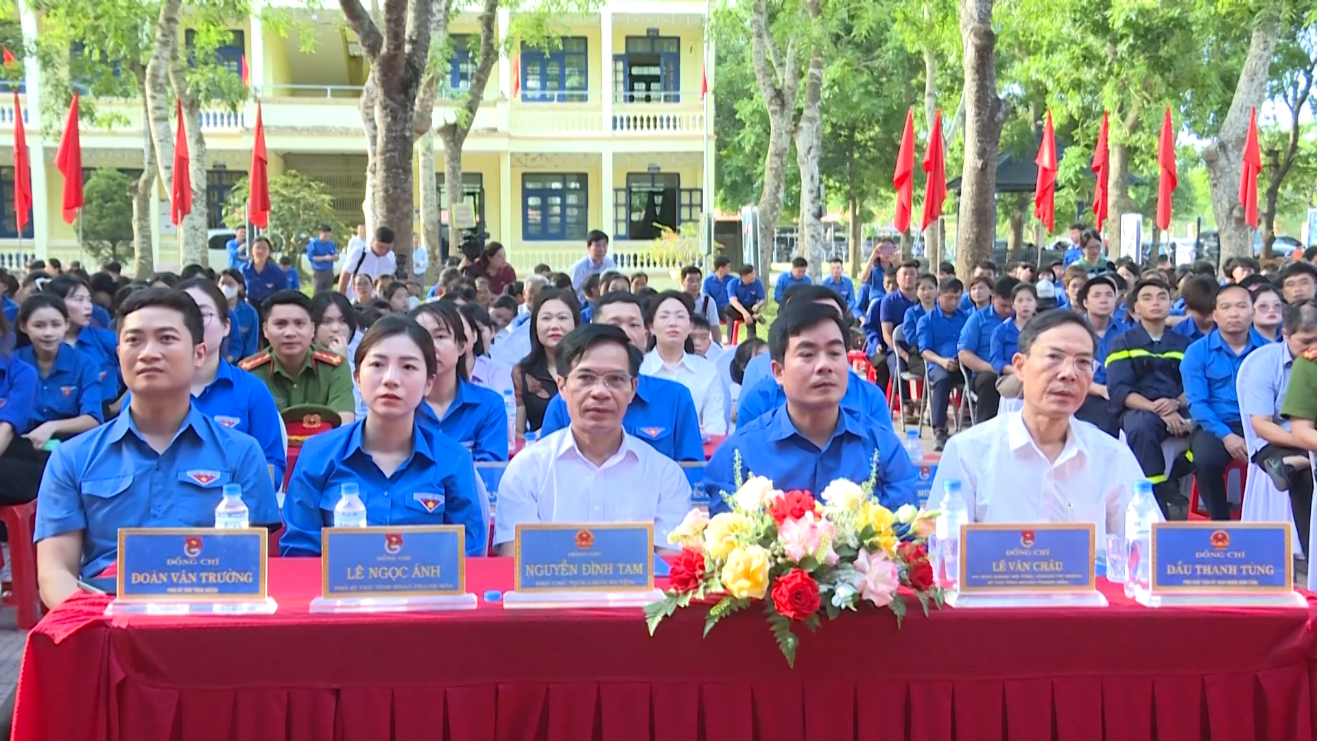 Ra quân Chiến dịch thanh niên tình nguyện hè năm 2025- Ảnh 1. Ra quân Chiến dịch thanh niên tình nguyện hè năm 2025- Ảnh 1.