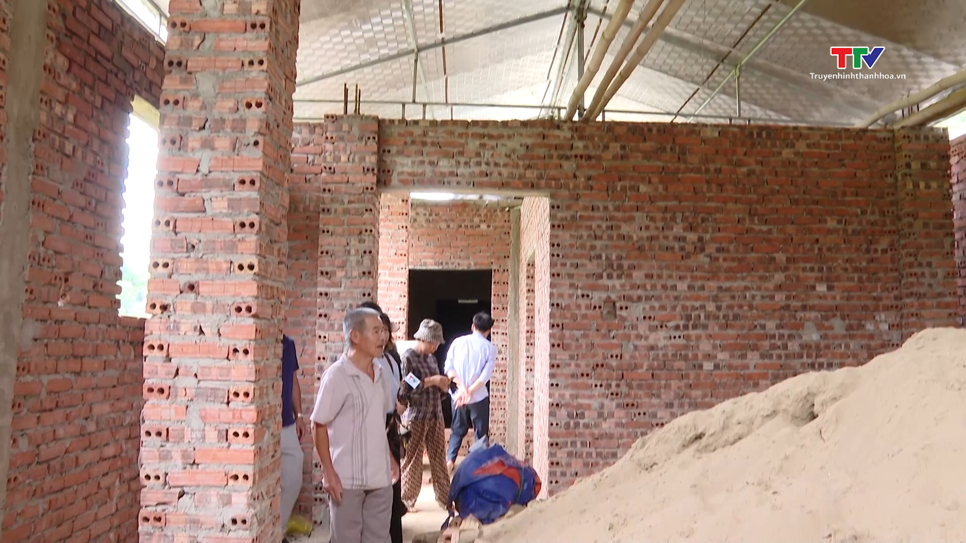 Bá Thước nỗ lực khắc phục tình trạng xây nhà trái phép trên đất nông nghiệp- Ảnh 1. Bá Thước nỗ lực khắc phục tình trạng xây nhà trái phép trên đất nông nghiệp- Ảnh 1.