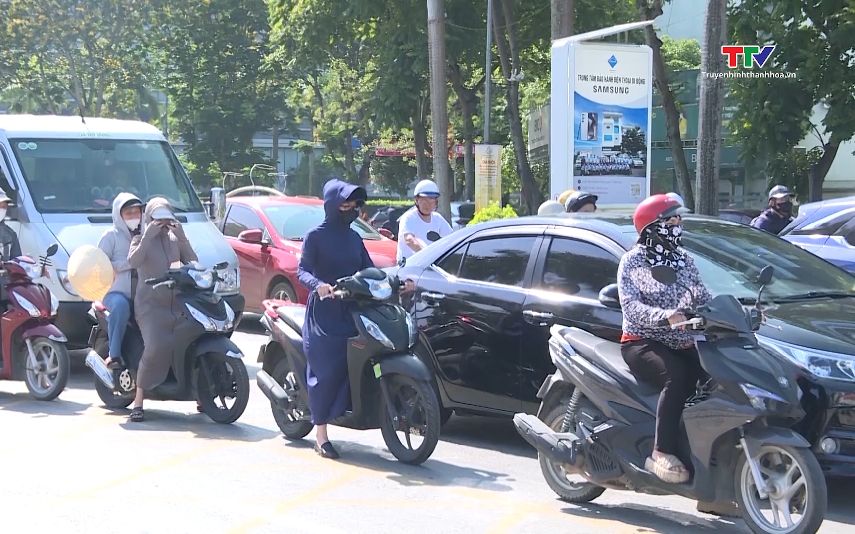 Đề xuất bỏ lệ phí trước bạ 5% với xe máy tại các thành phố lớn
