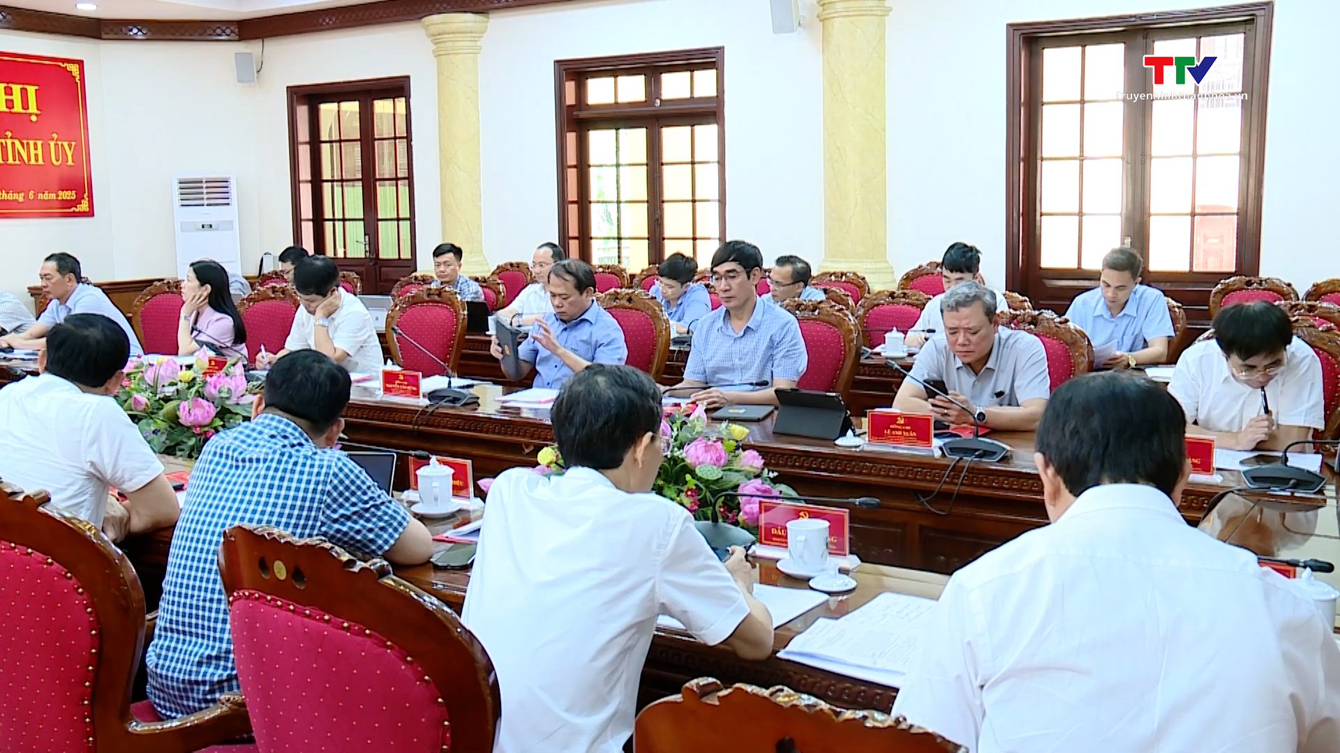 Hội nghị Ban Thường vụ Tỉnh ủy ngày 02/6- Ảnh 6.