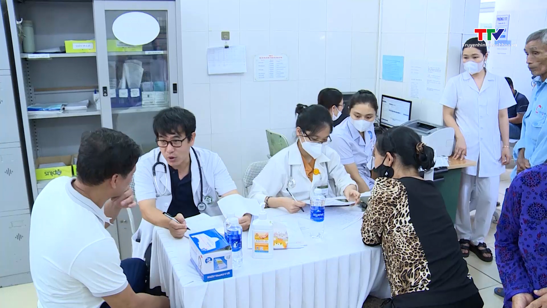 Chương trình khám bệnh, cấp phát thuốc miễn phí cho hơn 600 người dân huyện Yên Định
- Ảnh 1. Chương trình khám bệnh, cấp phát thuốc miễn phí cho hơn 600 người dân huyện Yên Định
- Ảnh 1.