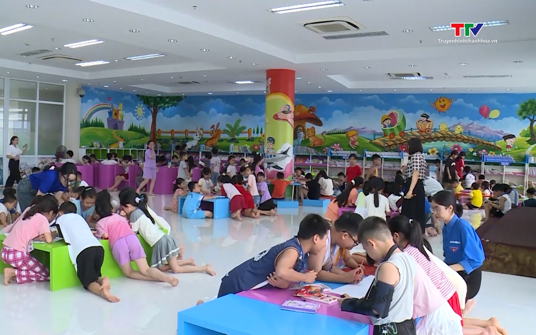 Thư viện tổ chức hoạt động thiếu nhi nhân dịp hè 