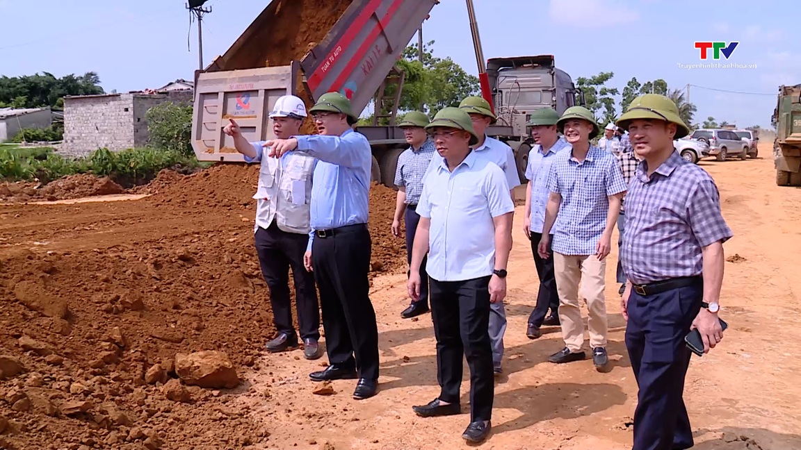 Kiểm tra tiến độ thi công, giải ngân vốn đầu tư công các dự án- Ảnh 1. Kiểm tra tiến độ thi công, giải ngân vốn đầu tư công các dự án- Ảnh 1.