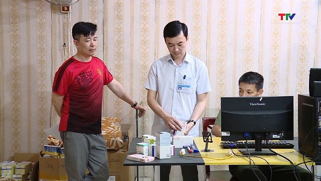 Siết chặt kiểm tra, xử lý vi phạm trong ghi nhãn, quảng cáo thực phẩm bổ sung- Ảnh 1. Siết chặt kiểm tra, xử lý vi phạm trong ghi nhãn, quảng cáo thực phẩm bổ sung- Ảnh 1.