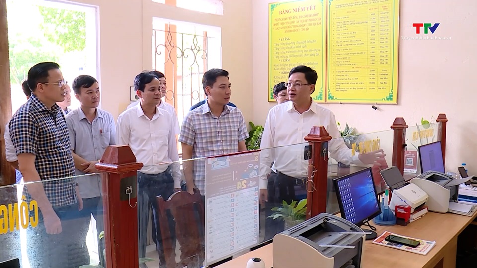 Đảm bảo hạ tầng công nghệ thông tin - truyền thông phục vụ hoạt động của chính quyền địa phương 2 cấp- Ảnh 1. Đảm bảo hạ tầng công nghệ thông tin - truyền thông phục vụ hoạt động của chính quyền địa phương 2 cấp- Ảnh 1.
