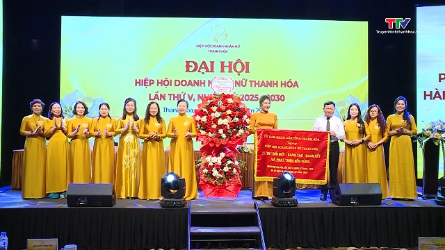 Đại hội Hiệp hội Doanh nhân nữ Thanh Hóa lần thứ V, nhiệm kỳ 2025 - 2030- Ảnh 3. Đại hội Hiệp hội Doanh nhân nữ Thanh Hóa lần thứ V, nhiệm kỳ 2025 - 2030- Ảnh 3.