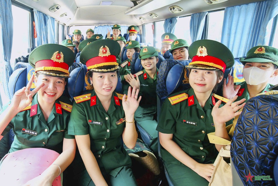 Hà Nội đón các đoàn tham gia diễu binh, diễu hành kỷ niệm 80 năm Quốc khánh- Ảnh 9. Hà Nội đón các đoàn tham gia diễu binh, diễu hành kỷ niệm 80 năm Quốc khánh- Ảnh 9.