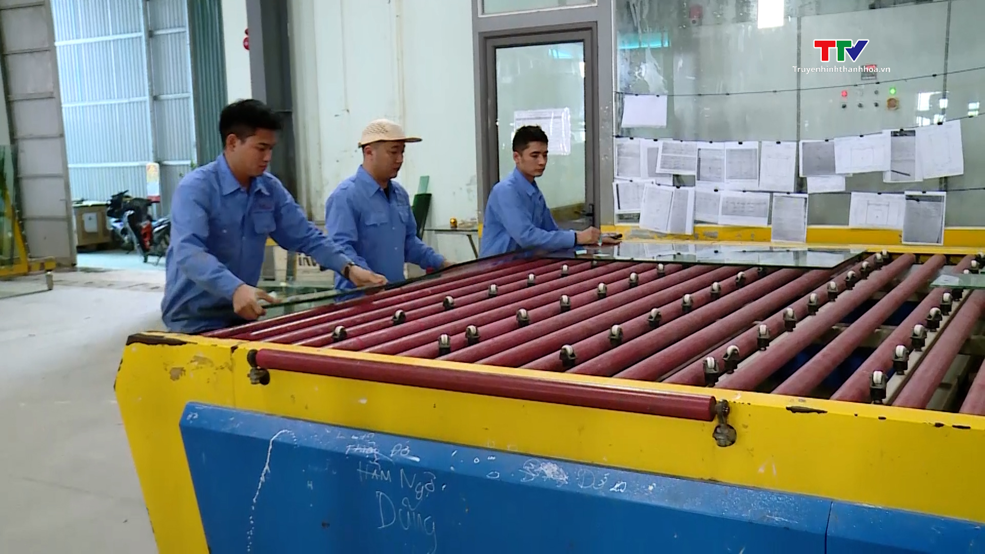 Tiếp sức cho kinh tế tư nhân phát triển- Ảnh 1. Tiếp sức cho kinh tế tư nhân phát triển- Ảnh 1.