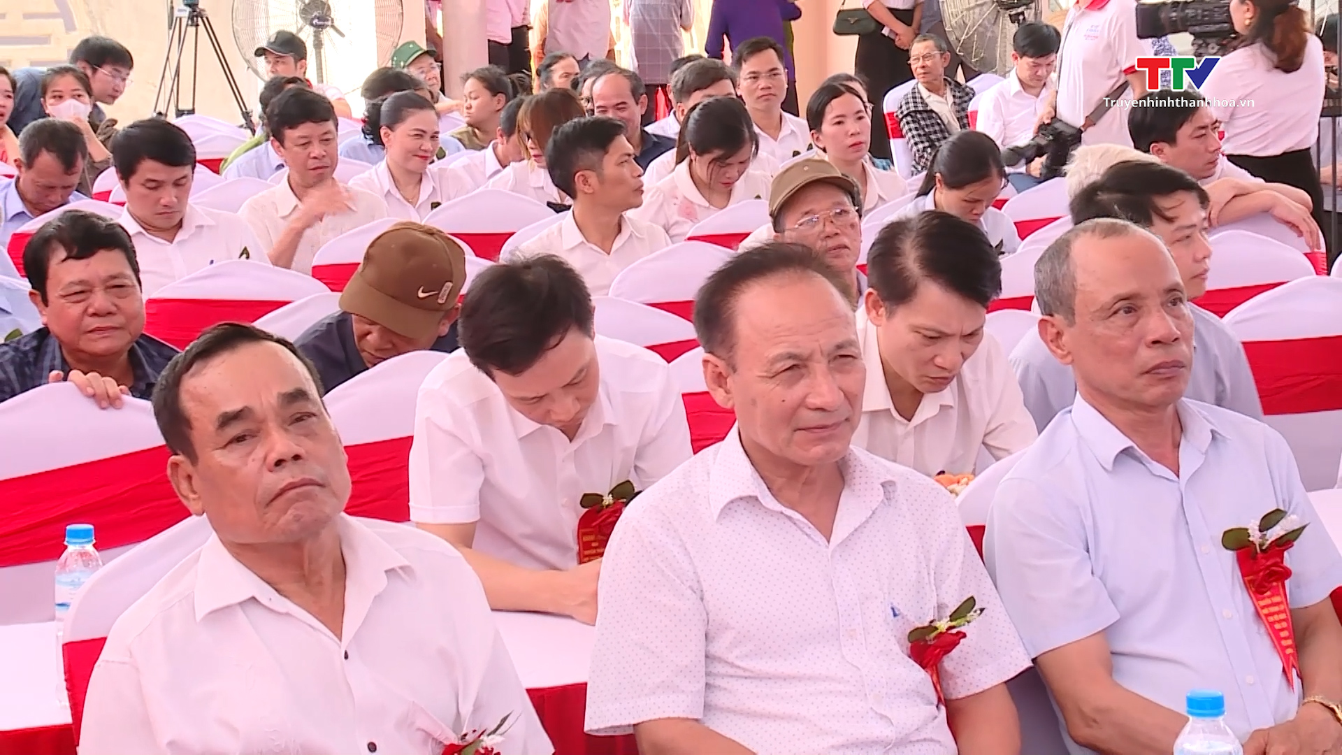 Huyện Yên Định kỷ niệm 87 năm thành lập Chi bộ Đảng đầu tiên, tiền thân của Đảng bộ huyện (10/6/1938-10/6/2025)- Ảnh 1. Huyện Yên Định kỷ niệm 87 năm thành lập Chi bộ Đảng đầu tiên, tiền thân của Đảng bộ huyện (10/6/1938-10/6/2025)- Ảnh 1.