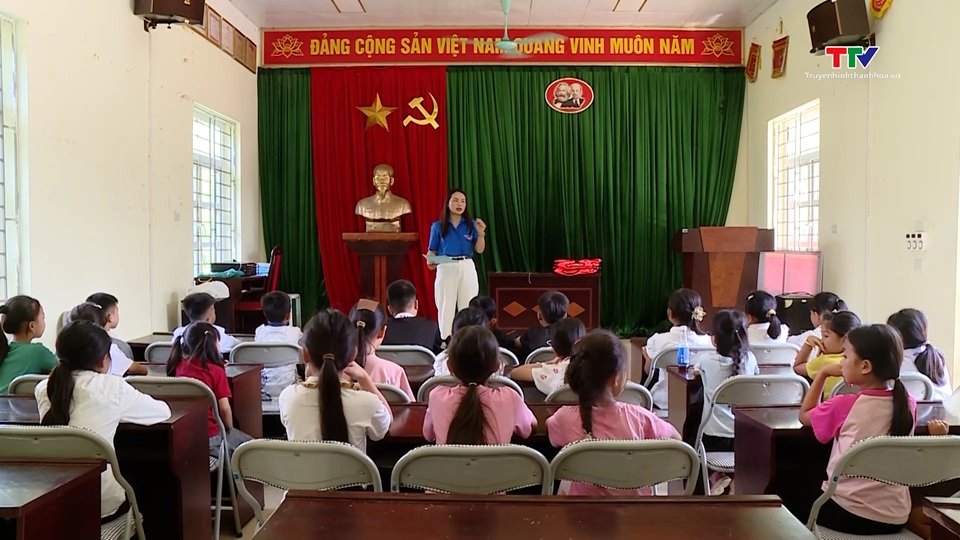 Thanh niên Quang Chiểu chung tay xây dựng nông thôn mới- Ảnh 4. Thanh niên Quang Chiểu chung tay xây dựng nông thôn mới- Ảnh 4.