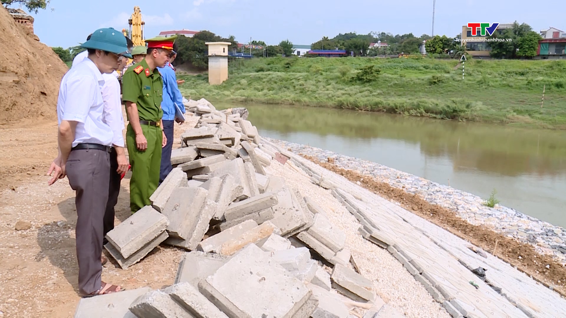 Thạch Thành chuẩn bị phòng chống thiên tai theo phương châm 4 tại chỗ- Ảnh 1. Thạch Thành chuẩn bị phòng chống thiên tai theo phương châm 4 tại chỗ- Ảnh 1.