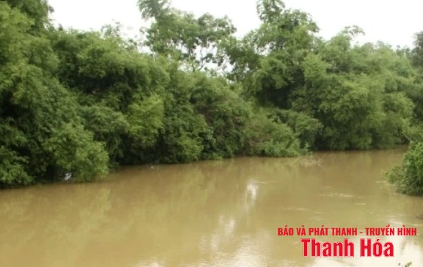 Cảnh báo nguy cơ ngập lụt ở các xã ven sông Cầu Chày
- Ảnh 1. Cảnh báo nguy cơ ngập lụt ở các xã ven sông Cầu Chày
- Ảnh 1.