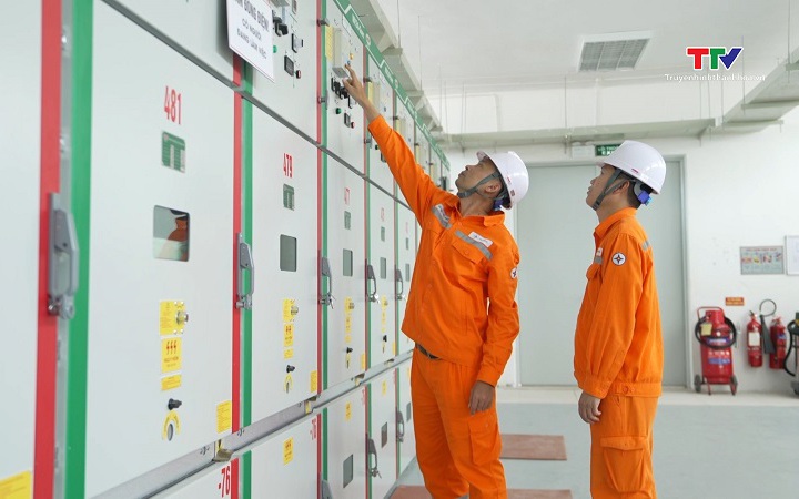 Hóa đơn điện tháng 6 tăng cao bất thường, EVN yêu cầu rà soát cụ thể