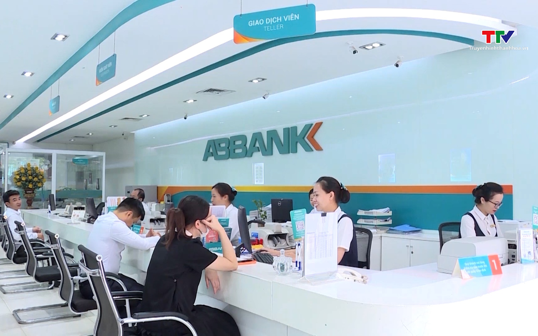 Ng&agrave;nh ng&acirc;n h&agrave;ng l&agrave;m sạch 100% dữ liệu kh&aacute;ch h&agrave;ng giao dịch tr&ecirc;n k&ecirc;nh số