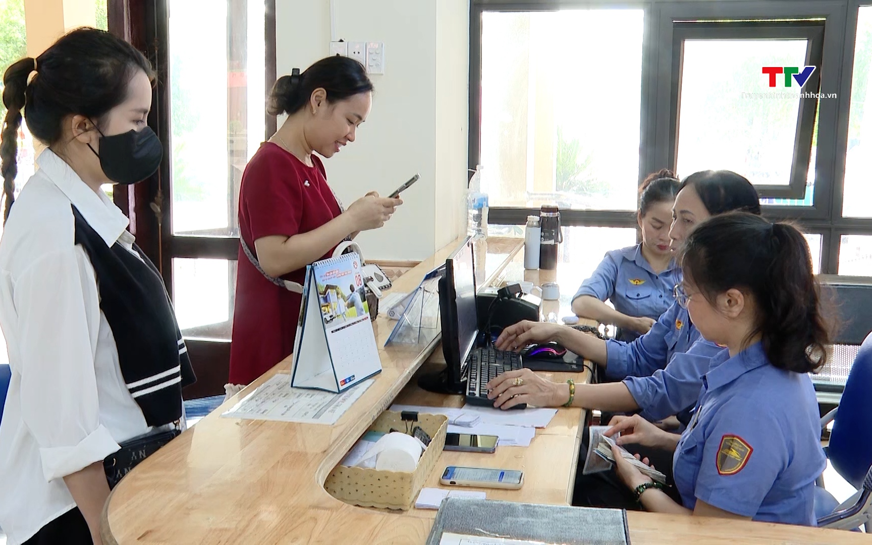 Tân sinh viên đi nhập học được giảm 10% giá vé tàu