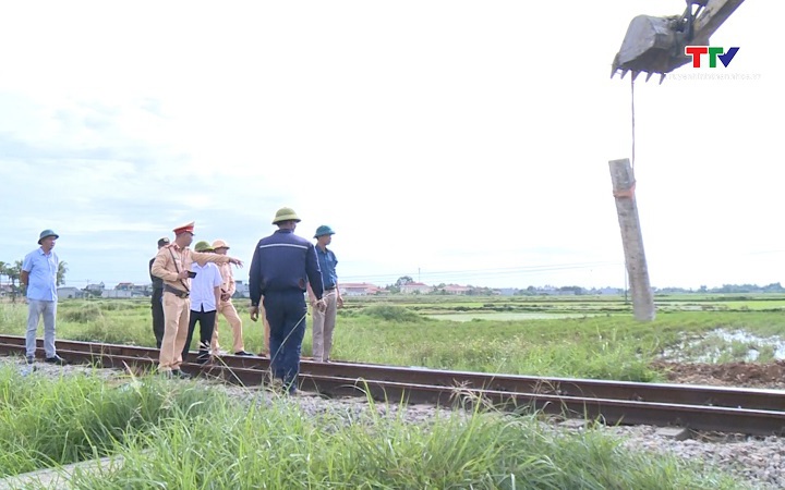 Bảo đảm trật tự hành lang an toàn giao thông đường sắt