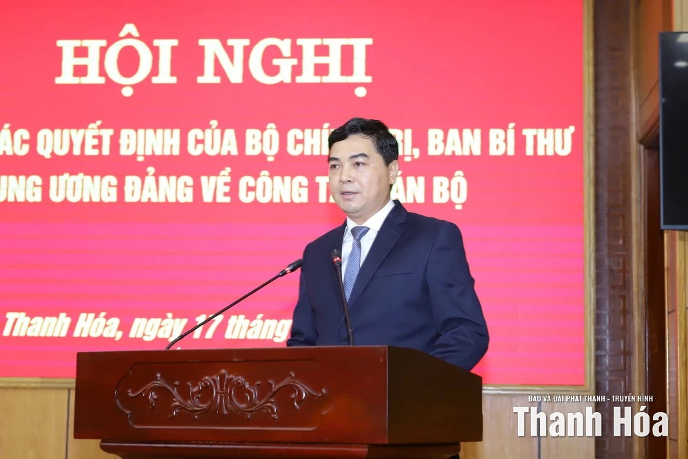 Công bố quyết định của Bộ Chính trị, Ban Bí thư điều động, chỉ định đồng chí Nguyễn Hoài Anh và đồng chí Nguyễn Hồng Phong giữ chức Phó Bí thư Tỉnh ủy Thanh Hóa- Ảnh 11.
