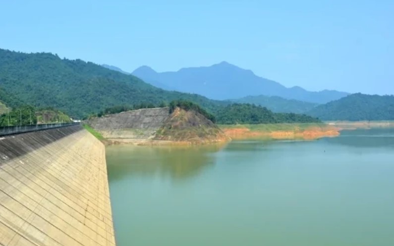 Tăng lưu lượng xả nước điều tiết hồ Cửa Đạt từ 10 giờ ngày 27/9