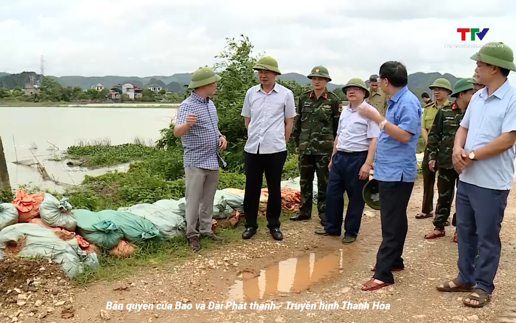 Phó Bí thư Tỉnh ủy Trịnh Tuấn Sinh kiểm tra công tác ứng phó với bão số 10