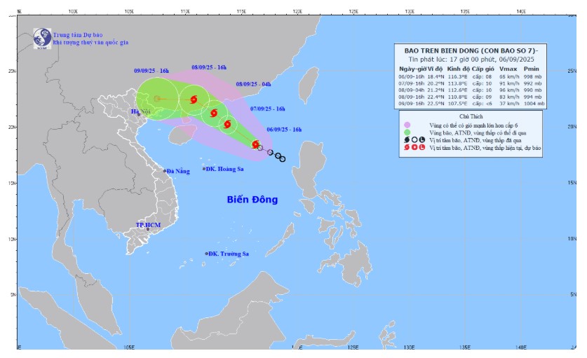 TIN BÃO TRÊN BIỂN ĐÔNG (Cơn bão số 7)- Ảnh 1. TIN BÃO TRÊN BIỂN ĐÔNG (Cơn bão số 7)- Ảnh 1.