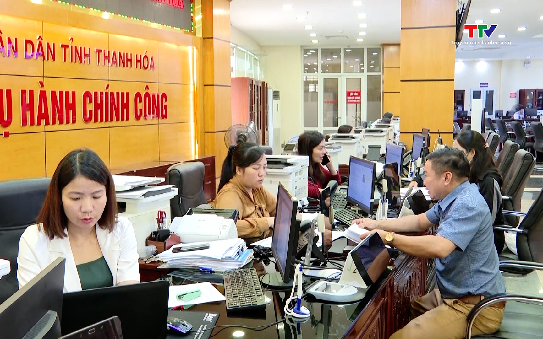 C&ocirc;ng nghệ số n&acirc;ng cao mức độ h&agrave;i l&ograve;ng của người d&acirc;n