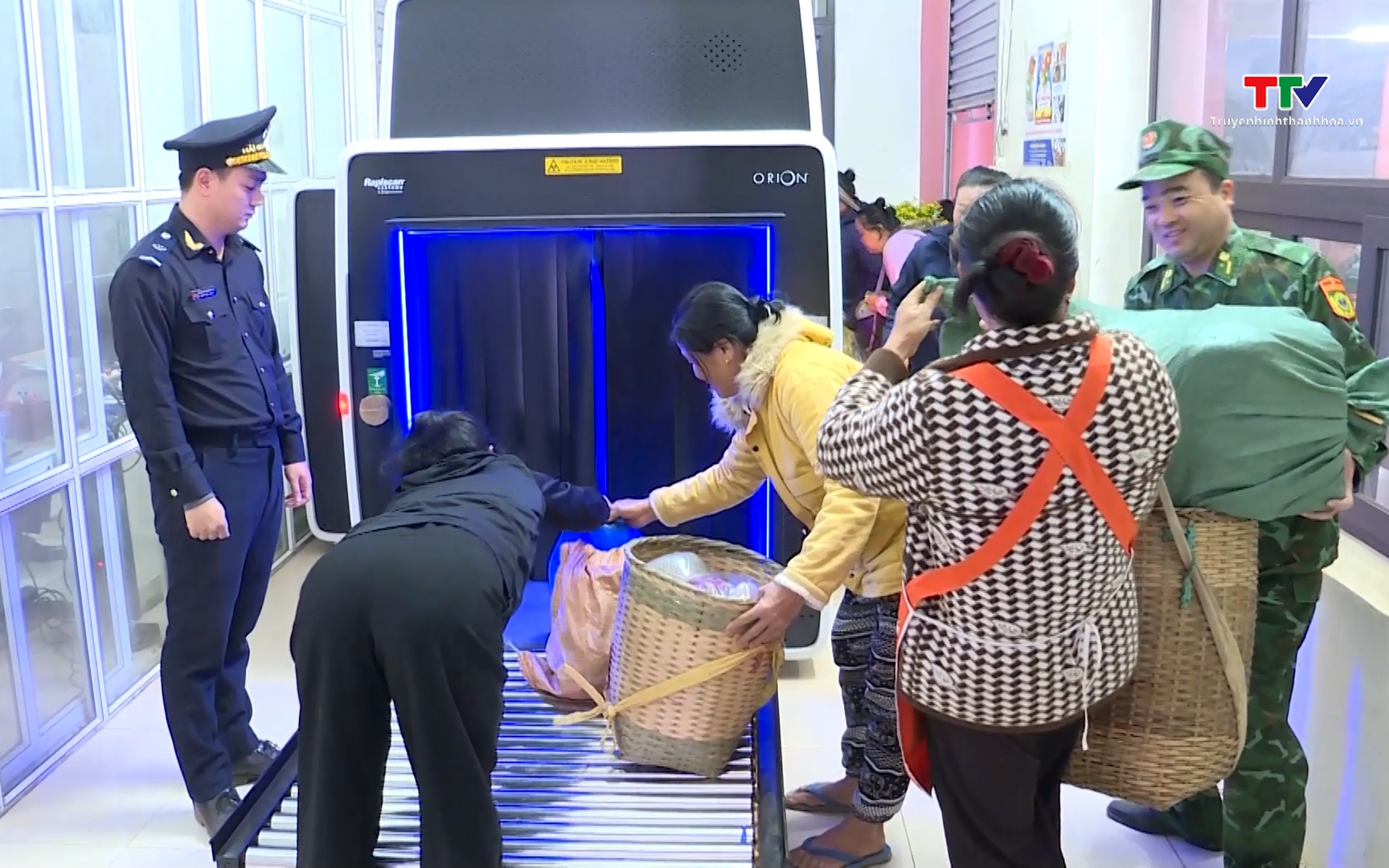 Giữ vững b&igrave;nh y&ecirc;n bi&ecirc;n giới