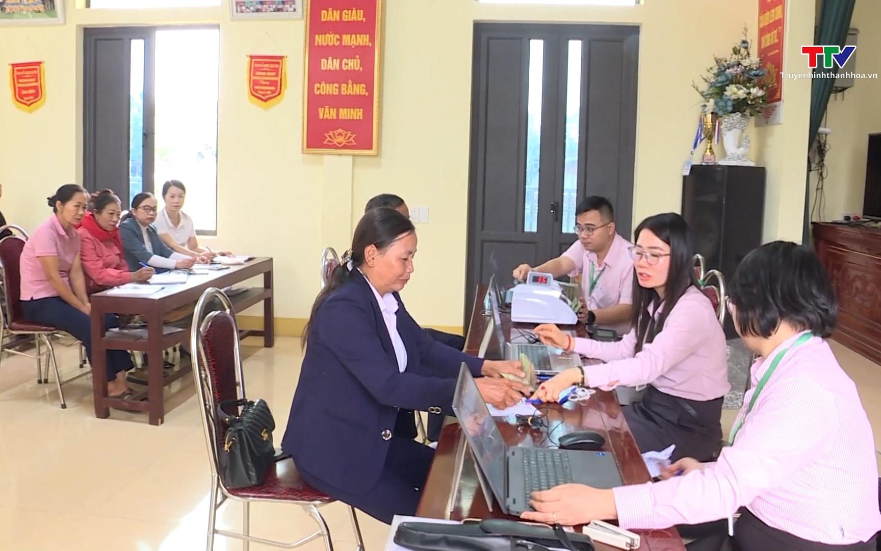 Đảm bảo an to&agrave;n, th&ocirc;ng suốt giao dịch ng&acirc;n h&agrave;ng dịp Tết