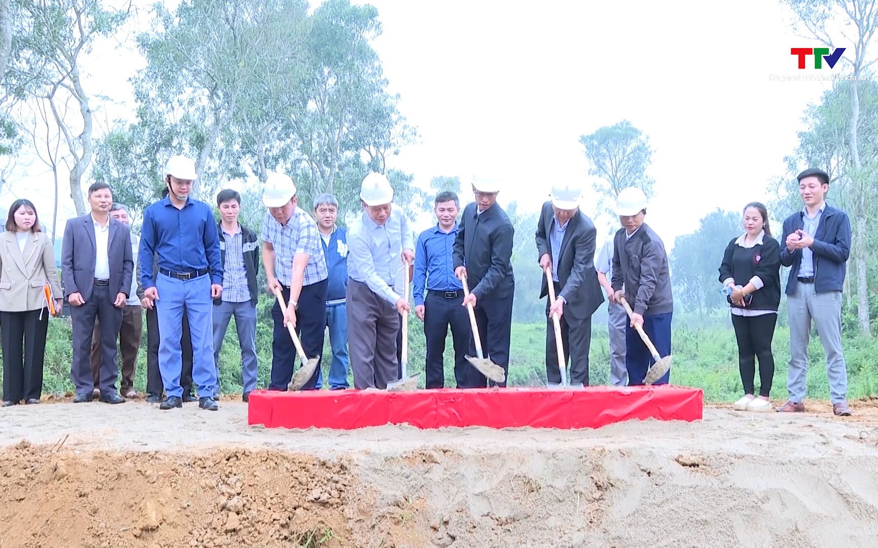 Khởi c&ocirc;ng x&acirc;y dựng dự &aacute;n xử l&yacute; sự cố cống Vực Bưu