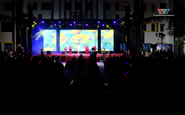 Nobel School III Quảng Xương tổ chức đ&ecirc;m nhạc 