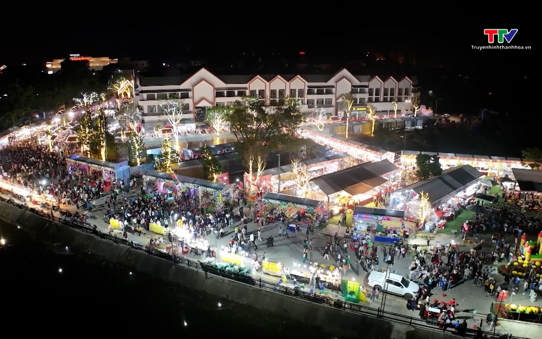 Sắc m&agrave;u du lịch xứ Thanh tại Lễ hội Hoa Ban Điện Bi&ecirc;n 2026