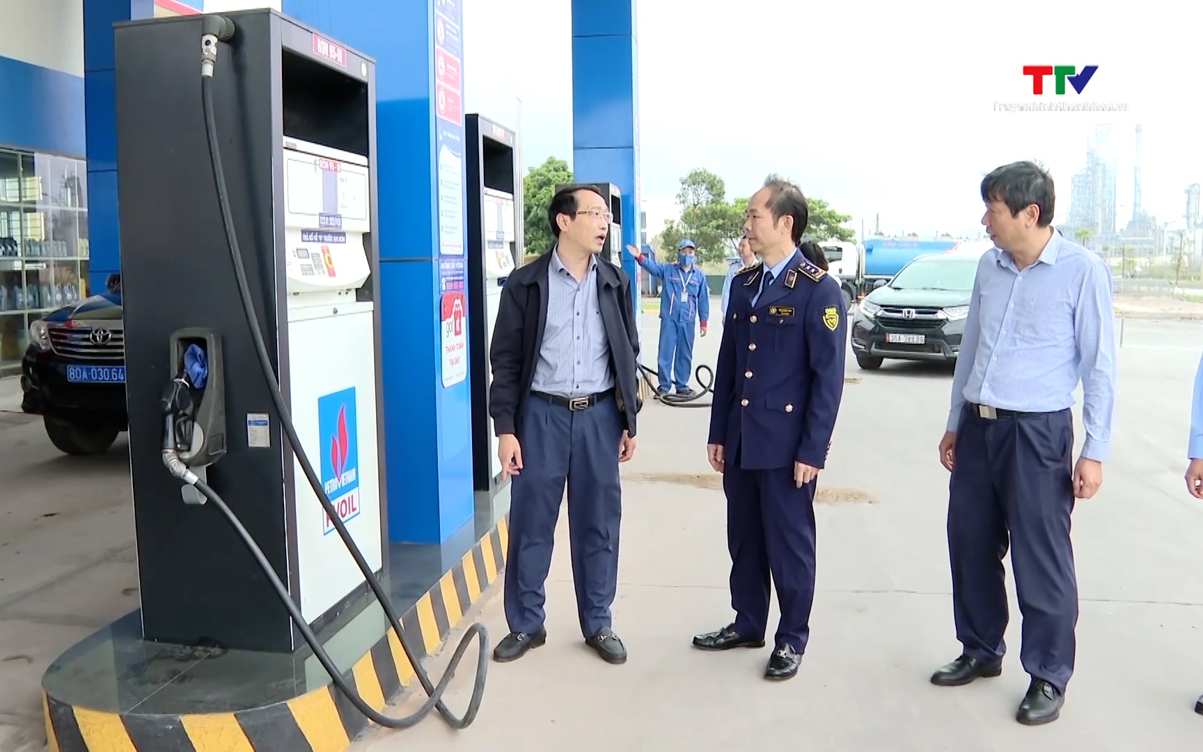 Bảo đảm cung ứng xăng dầu cho sản xuất v&agrave; ti&ecirc;u d&ugrave;ng