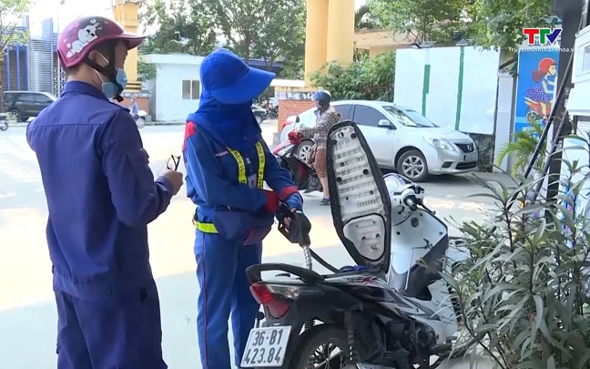 Siết chặt kiểm so&aacute;t thị trường xăng dầu nội địa trước &aacute;p lực xung đột Trung Đ&ocirc;ng