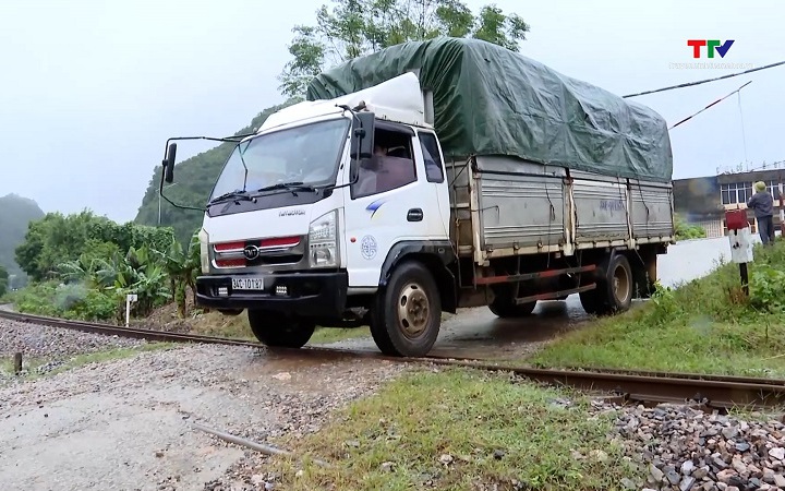 65 vụ tai nạn đường sắt trong 4 th&aacute;ng đầu năm- Ảnh 1.