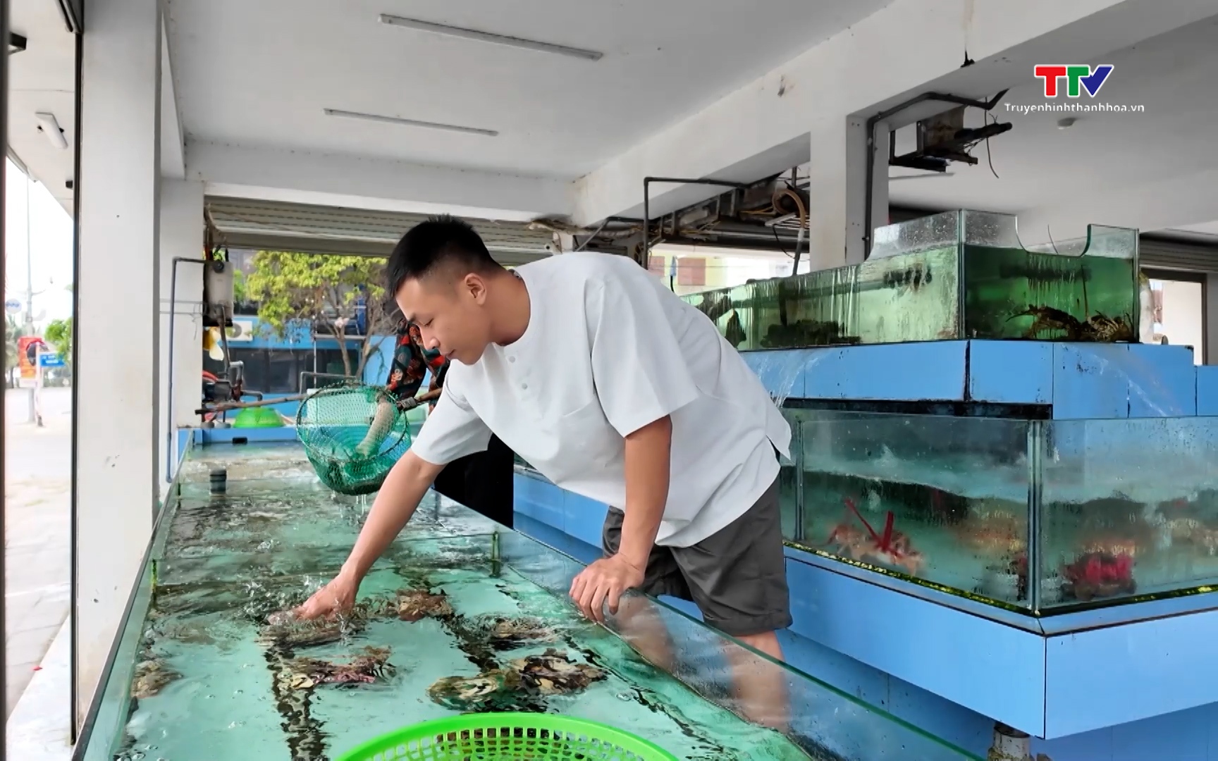 Sầm Sơn siết chặt c&ocirc;ng t&aacute;c đảm bảo an to&agrave;n thực phẩm m&ugrave;a du lịch 