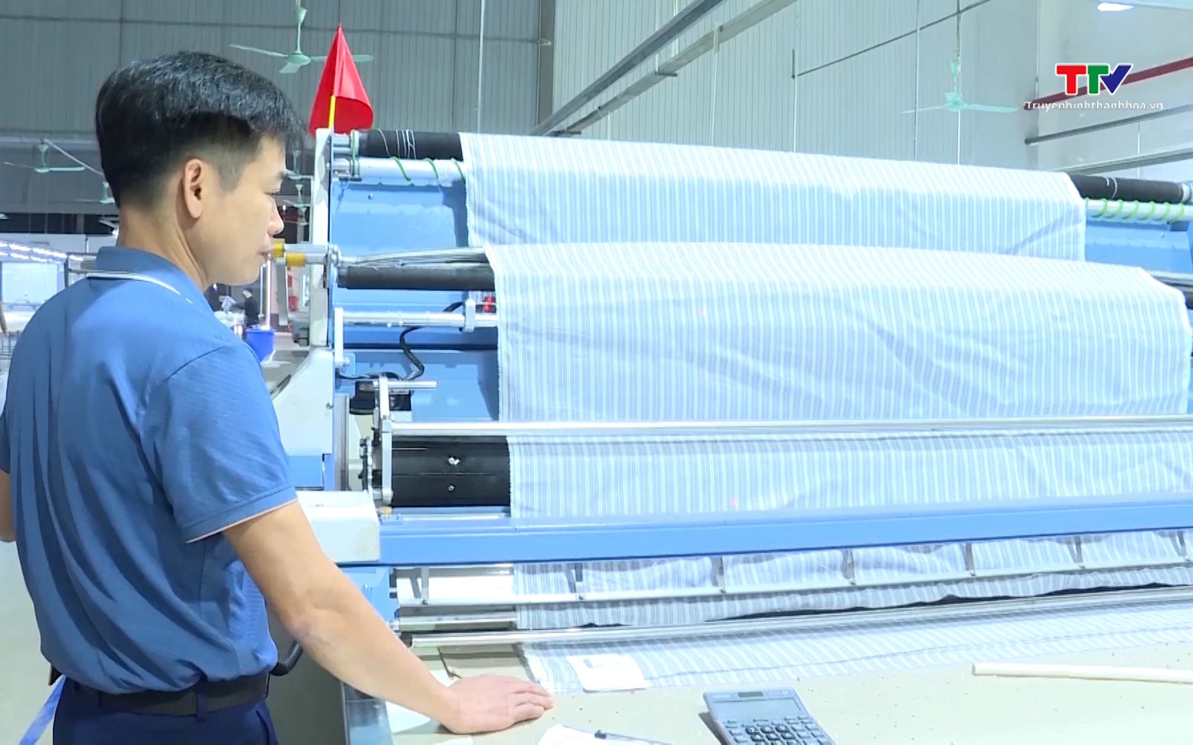 N&acirc;ng cao năng suất,  chất lượng dệt may từ đổi mới c&ocirc;ng nghệ