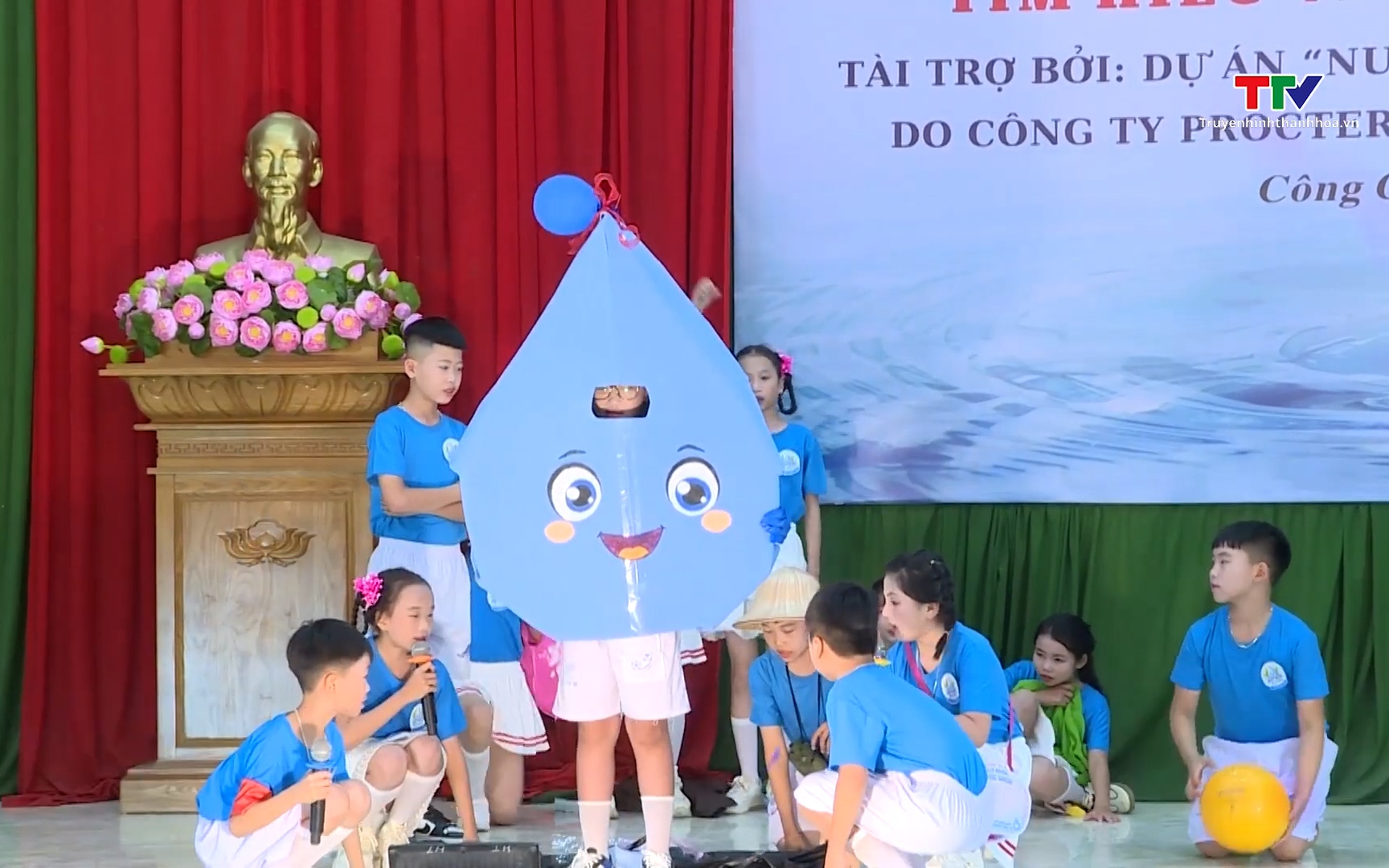 S&ocirc;i nổi hội thi t&igrave;m hiểu về nước sạch v&agrave; vệ sinh cho học sinh