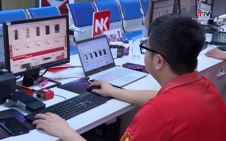 Dự b&aacute;o thương mại điện tử giảm trong qu&yacute; 2