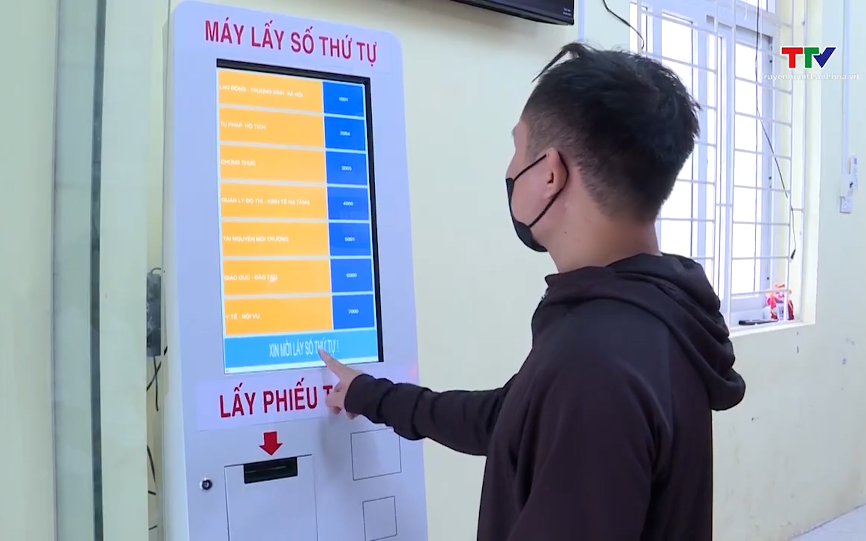 100% giao dịch giữa người dân và chính quyền sẽ thực hiện trên môi trường số- Ảnh 1. Chuyển đổi số vì sự hài lòng của người dân