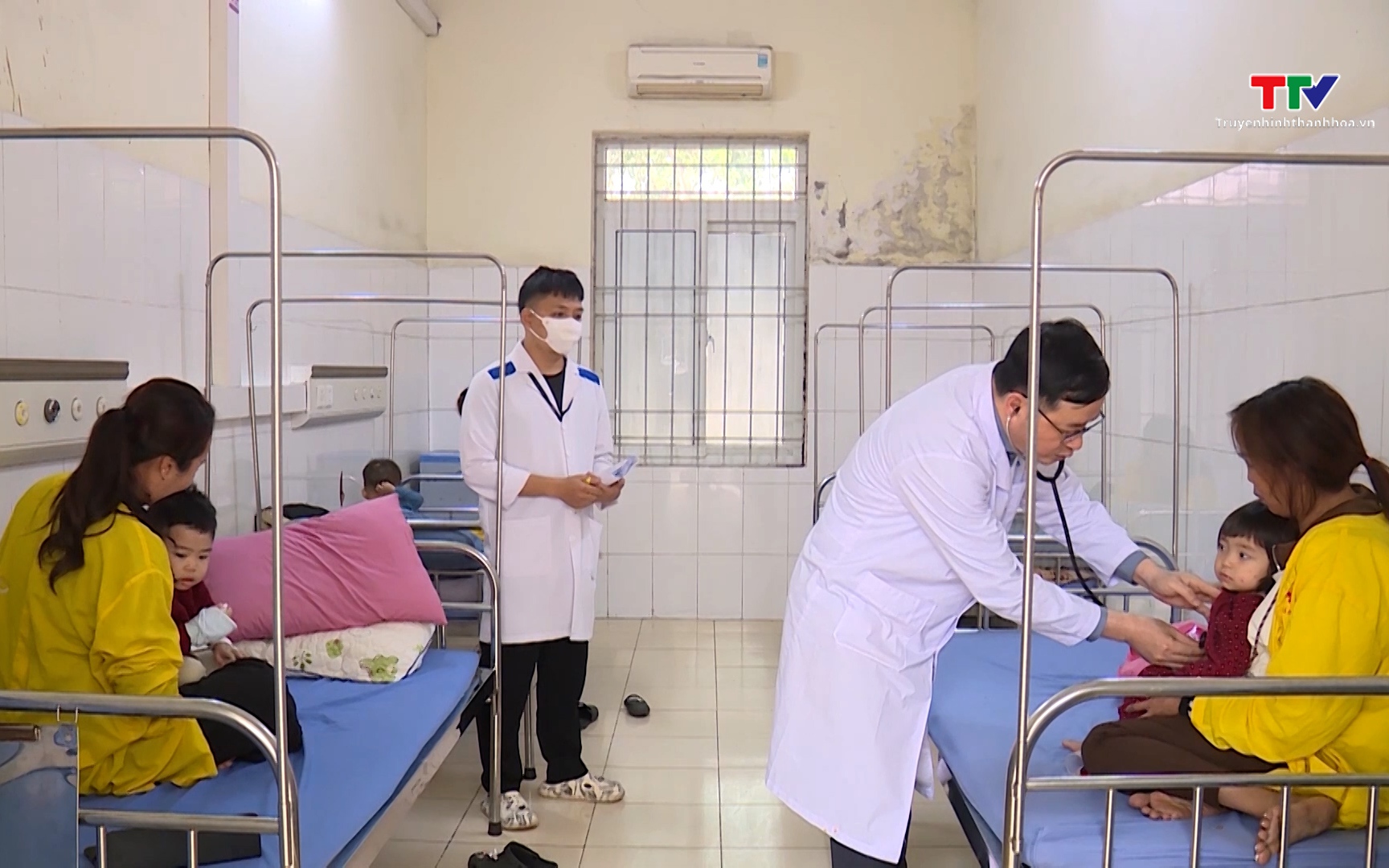 Cảnh b&aacute;o nguy cơ &ldquo;dịch chồng dịch&rdquo;