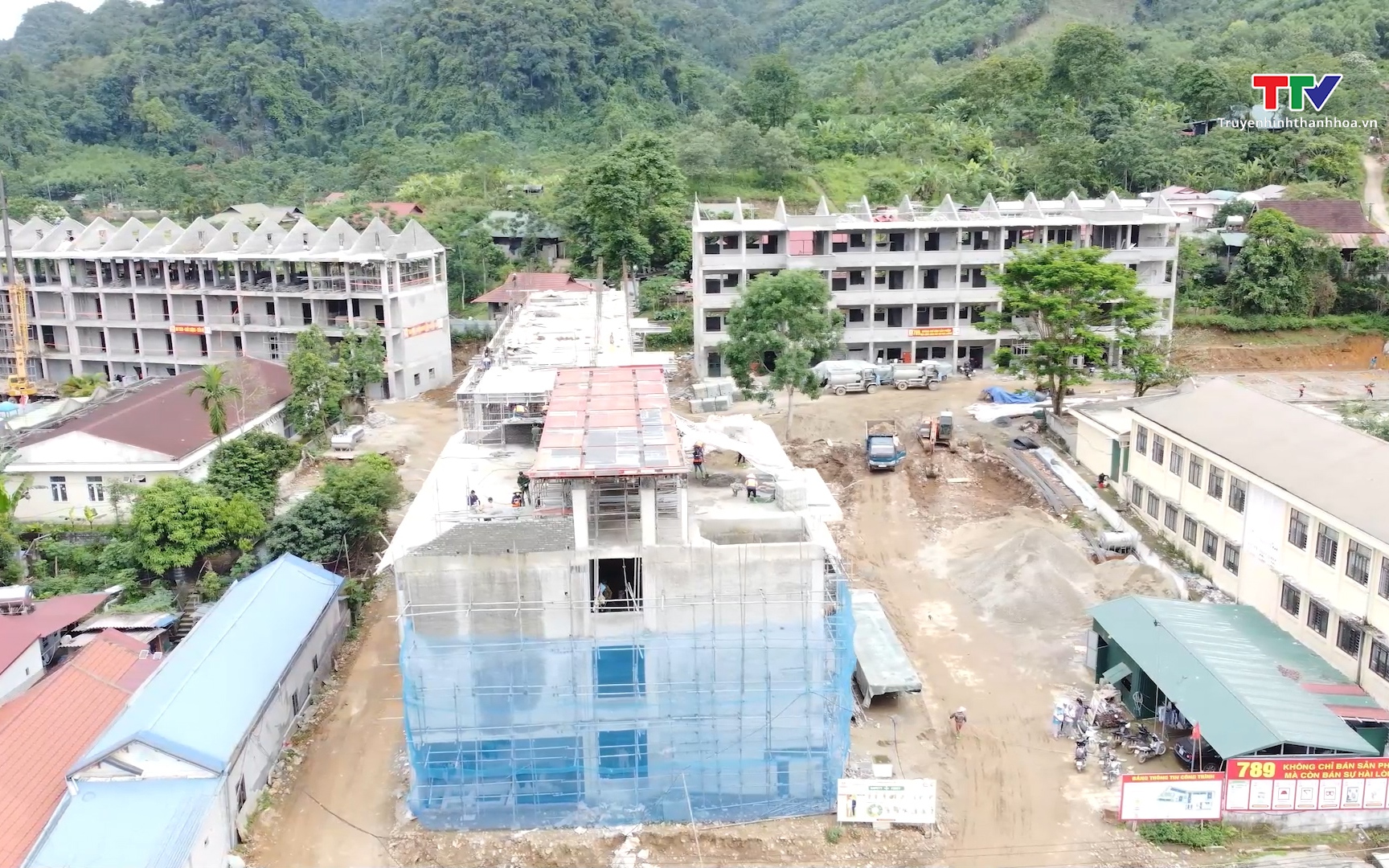 Tăng tốc x&acirc;y dựng trường nội tr&uacute; li&ecirc;n cấp B&aacute;t Mọt
