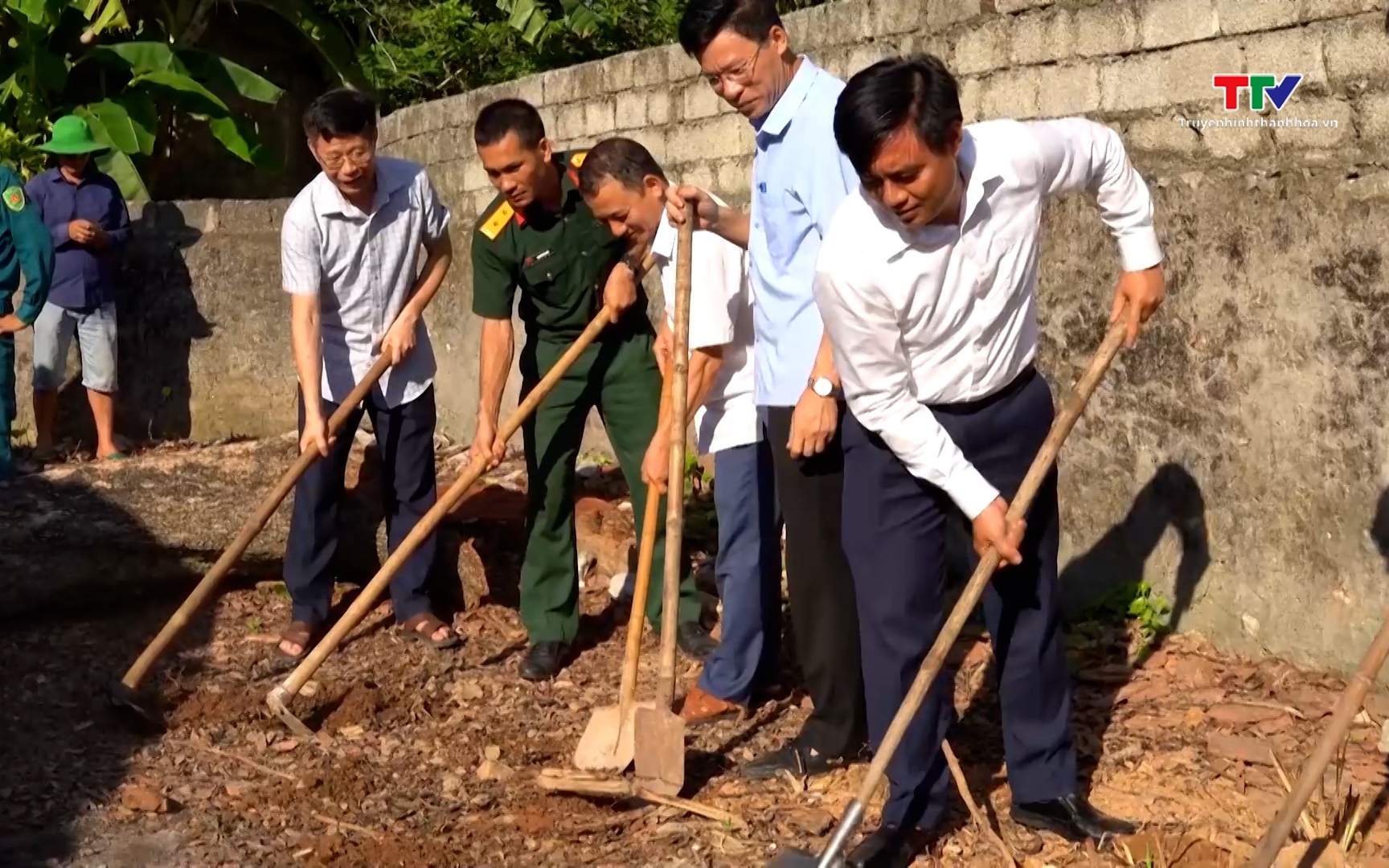 X&atilde; Tống Sơn x&acirc;y dựng nh&agrave; ở cho con đẻ người hoạt động kh&aacute;ng chiến bị nhiễm chất độc h&oacute;a học