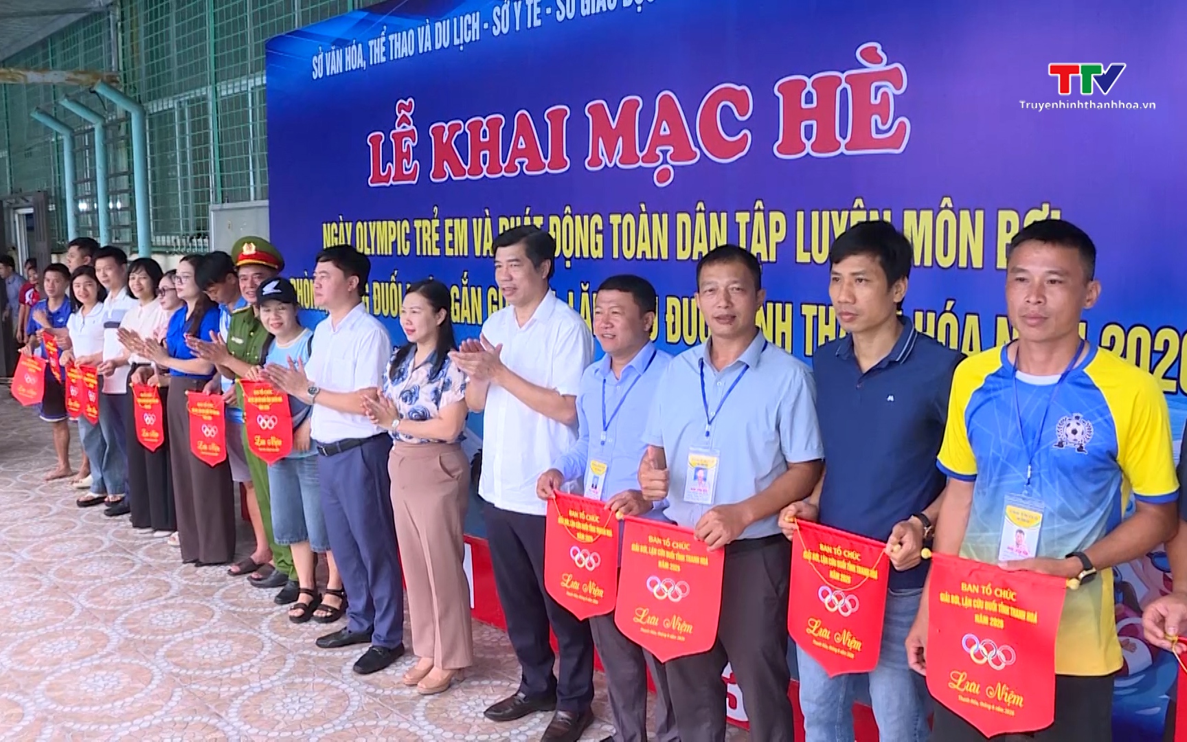 Khai mạc Kh&oacute;a học Bơi cứu đuối d&agrave;nh cho huấn luyện vi&ecirc;n v&agrave; hướng dẫn vi&ecirc;n m&ocirc;n bơi năm 2026 - Ảnh 1.