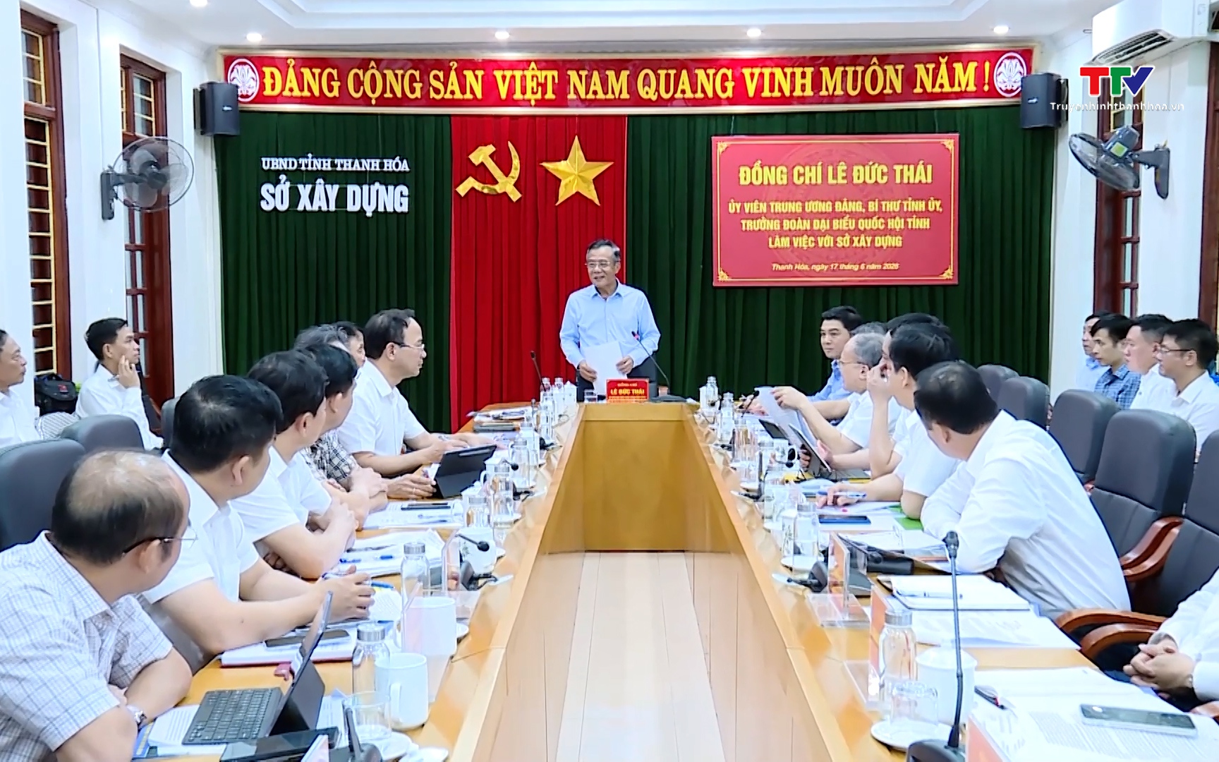 Bí thư Tỉnh uỷ làm việc với Sở Nông nghiệp và Môi trường - Ảnh 1.