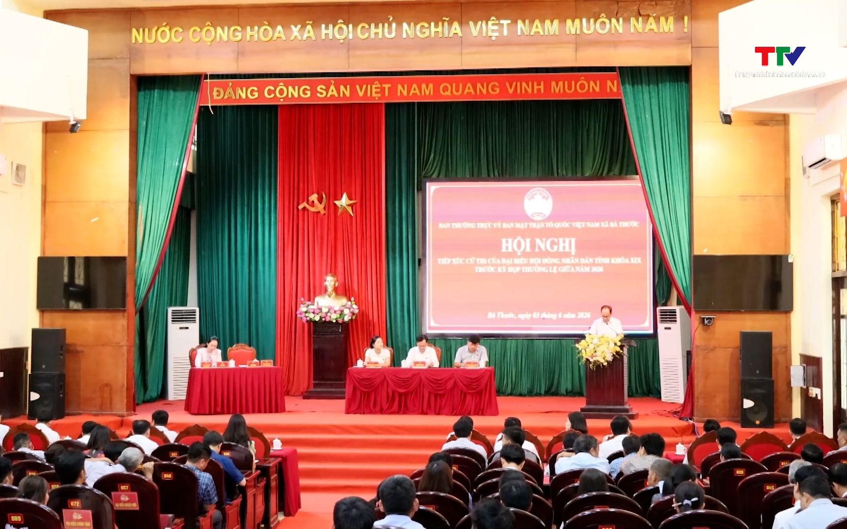 Tổ đại biểu Hội đồng nh&acirc;n d&acirc;n tỉnh số 4 tiếp x&uacute;c cử tri 