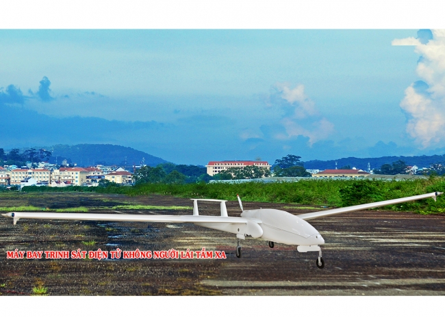 viet-nam-che-tao-thanh-cong-may-bay-trinh-sat-dien-tu-khong-nguoi-lai-tam-xa.jpg