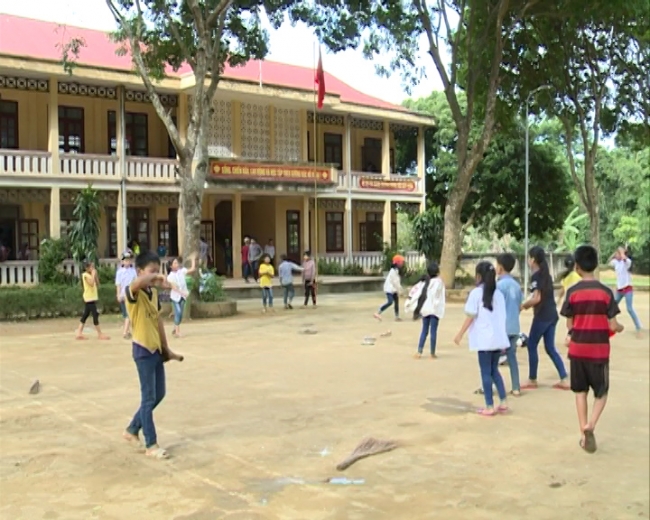 GD Ngoc Lac.avi.Still001.jpg