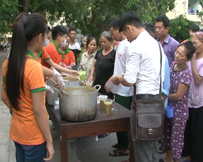 COM THIEN NGUYEN 5K.avi.Still003.jpg