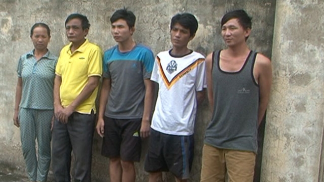 Trộm.jpg